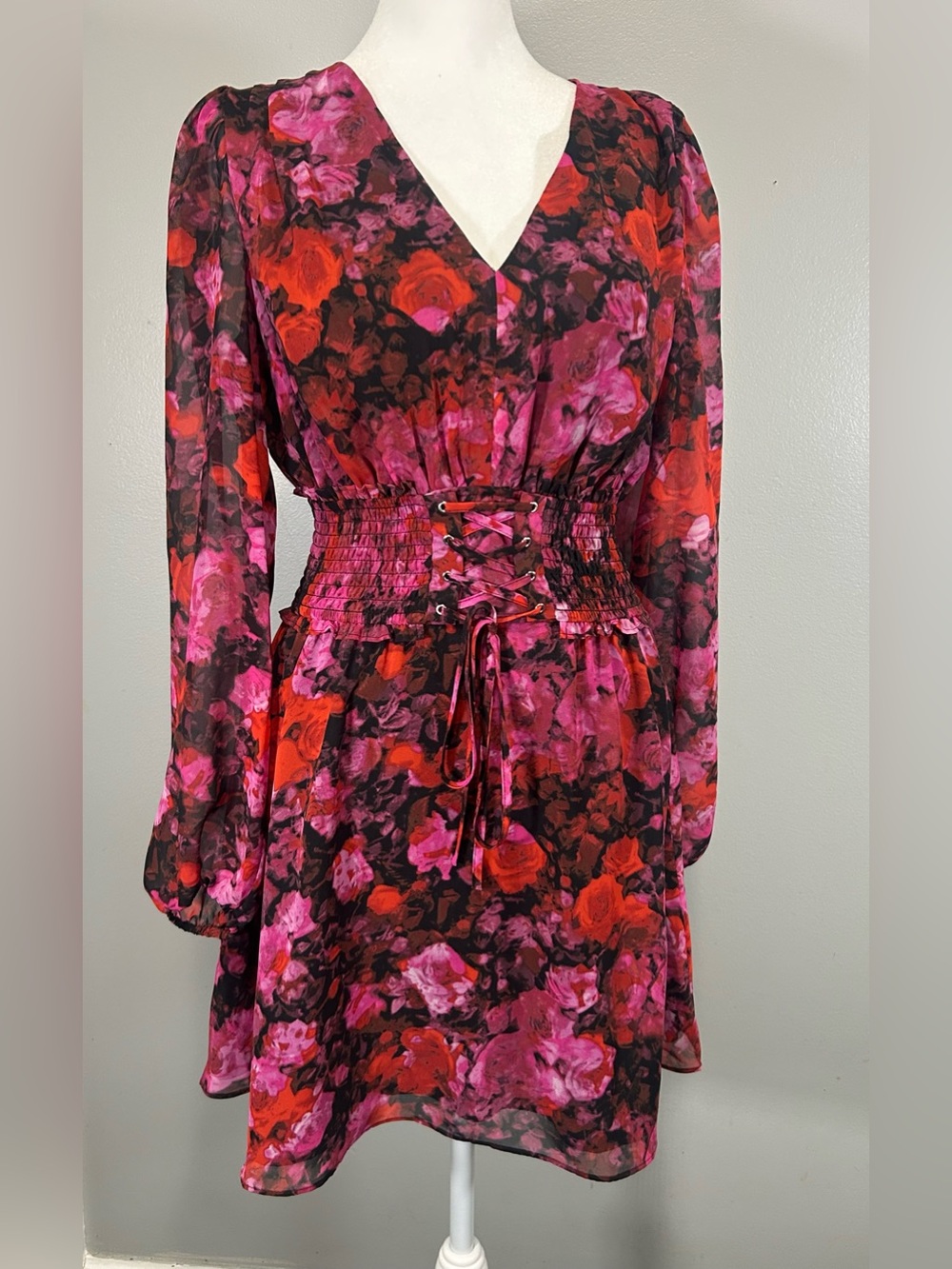 Steve Madden Diana mini dress rose floral Corset Style Lace-Up Waist long sleeve